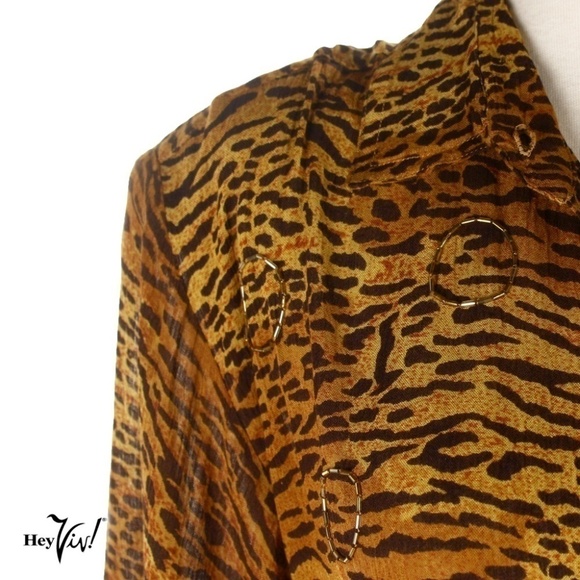 Vintage 90s Tiger Print Rayon Button Up Blouse Shirt w Tags Large B44 - Hey Viv - Picture 4 of 5
